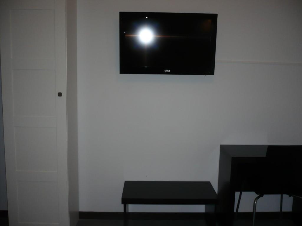 Hostal Cibeles Мадрид Номер фото