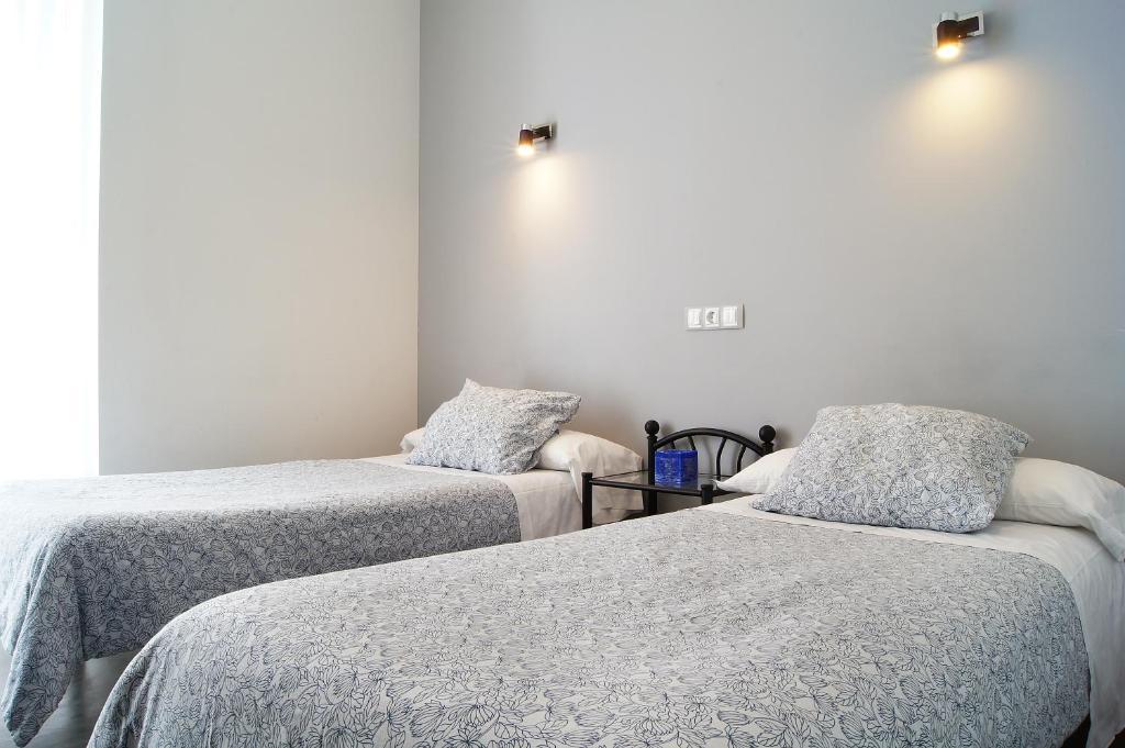 Hostal Cibeles Мадрид Екстер'єр фото